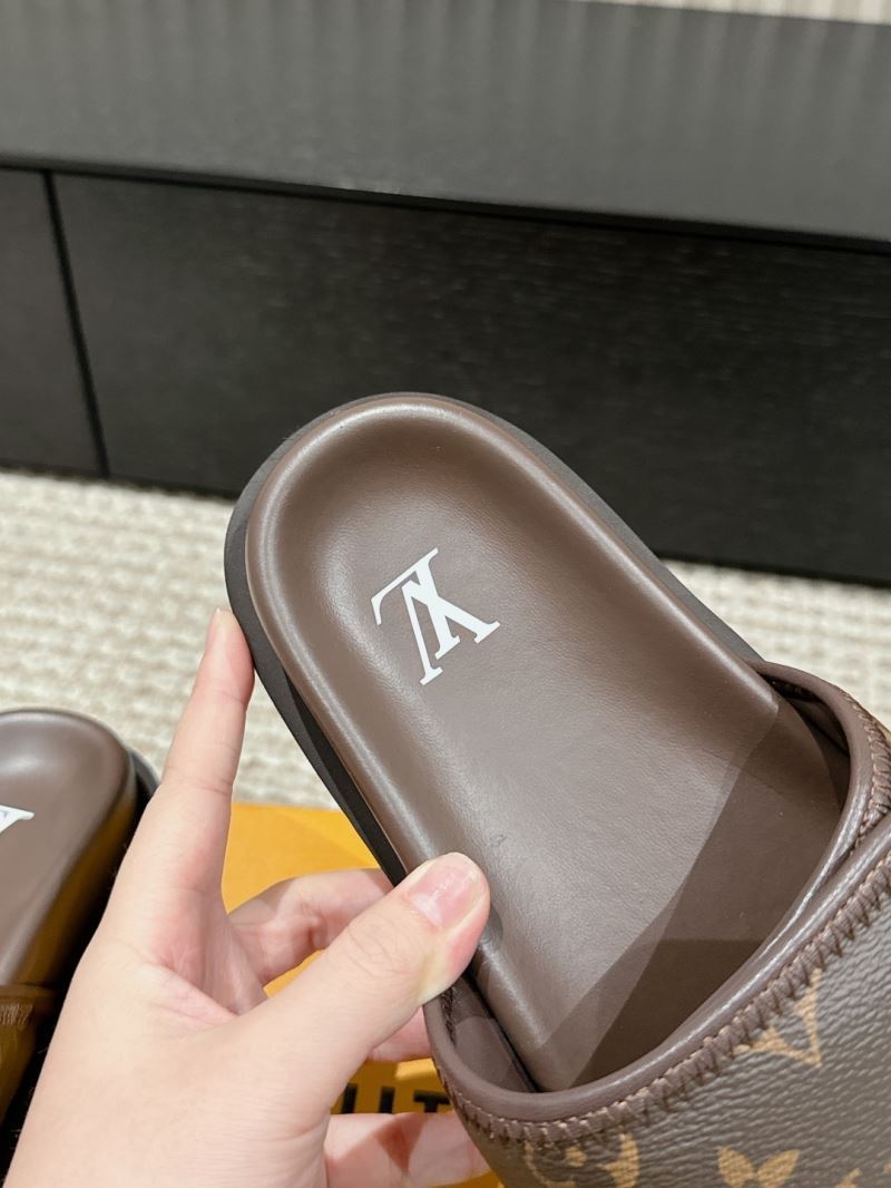 Louis Vuitton Slippers